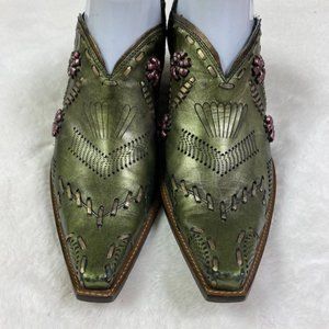VINTAGE 90's BCBGirls Metallic Green Inlay Western Pointed Mule Booties sz 8